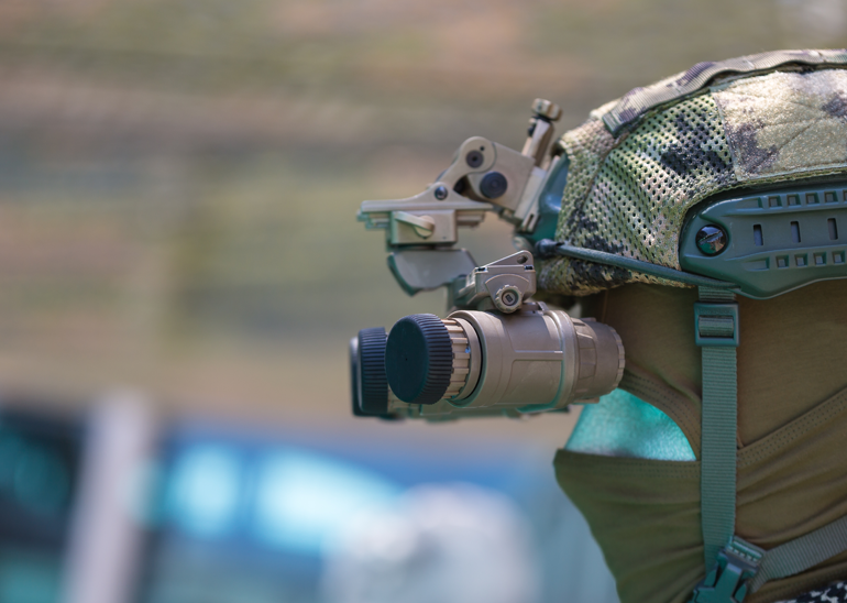 military binoculars and gear